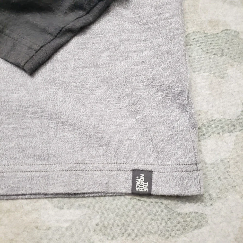 The North Face Shirt Mens Medium Gray Pullover Long Sleeve Raglan